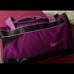 Nike duffle sports bag